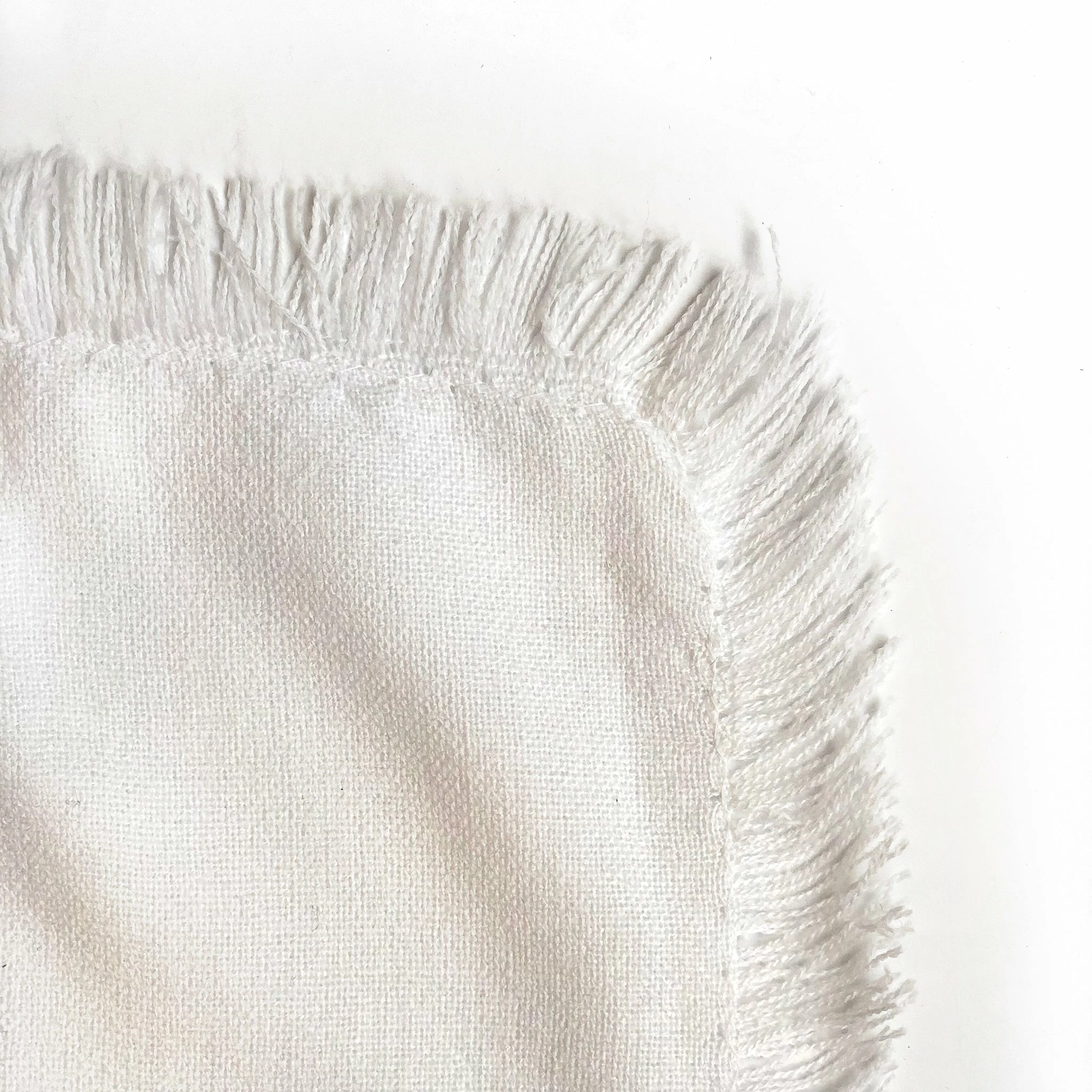 Tablecloths - Gabrieli Design - Black, Purple, Pink And Silver On White Home & Special Occasions